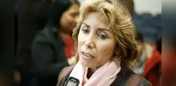 Castro defiende a Ávalos: “Es momento de que la sociedad y los medios de prensa no se dejen sorprender” Castro defiende a Ávalos: “Es momento de que la sociedad y los medios de prensa no se dejen sorprender”