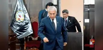 Pedro Chávarry será investigado por 8 meses por intervenir en oficina de su exasesor