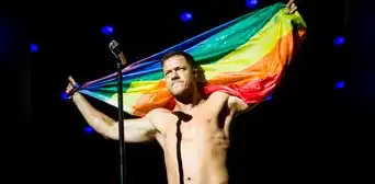 Imagine Dragons: Dan Reynolds dona casa de un millón de dólares a ONG LGBTI
