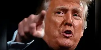 Trump responde tras ser acusado formalmente: "Es persecución política e interferencia electoral" Trump responde tras ser acusado formalmente: "Es persecución política e interferencia electoral"