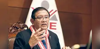 Denuncian a presidente del JNE por abuso de autoridad en caso de excandidato al Congreso de Acción Popular Denuncian a presidente del JNE por abuso de autoridad en caso de excandidato al Congreso de Acción Popular