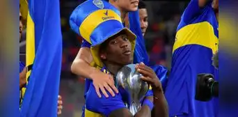 Revelan cómo nació el amor de Luis Advíncula por Boca Juniors y qué tiene que ver un museo