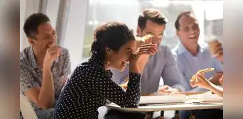 Los mejores chistes para contarlos en reuniones familiares o con amigos Los mejores chistes para contarlos en reuniones familiares o con amigos