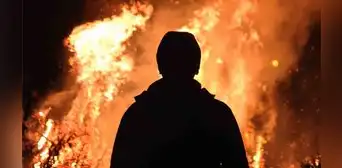 Soñar con un incendio: ¿es un mal augurio o una señal de cambio positivo en tu vida?