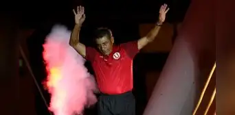 Jean Ferrari se pronunció sobre el supuesto “maltrato” hacia Héctor Chumpitaz Jean Ferrari se pronunció sobre el supuesto “maltrato” hacia Héctor Chumpitaz