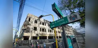 Tras 5 años del incendio en Galería Nicolini, inicia proceso de demolición Tras 5 años del incendio en Galería Nicolini, inicia proceso de demolición