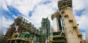 Trabajadores denuncian a trasnacional Cobra por no pagarles sueldos en refinería Talara Trabajadores denuncian a trasnacional Cobra por no pagarles sueldos en refinería Talara