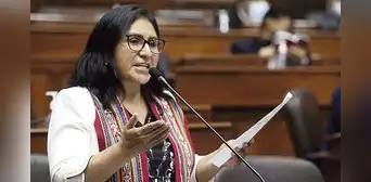 Fiscalía abre investigación contra Katy Ugarte por presunto recorte de sueldo de sus laborantes Fiscalía abre investigación contra Katy Ugarte por presunto recorte de sueldo de sus laborantes