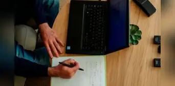¿Cómo citar una página web según las normas APA? Casos y ejemplos