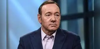 Kevin Spacey: Reino Unido pedirá extradición a EE. UU. por cargos de agresión sexual Kevin Spacey: Reino Unido pedirá extradición a EE. UU. por cargos de agresión sexual