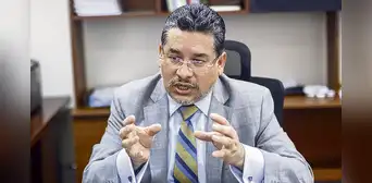 Exministro Rubén Vargas: “El Gobierno está desarrollando de manera exitosa el ‘plan huevearte’” Exministro Rubén Vargas: “El Gobierno está desarrollando de manera exitosa el ‘plan huevearte’”