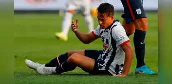 Cristian Benavente no volvería a jugar con Alianza Lima: el 'Chaval' necesitaría otra operación Cristian Benavente no volvería a jugar con Alianza Lima: el 'Chaval' necesitaría otra operación