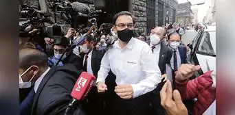 Aprueban informe que acusa a Martín Vizcarra por el caso vacunagate