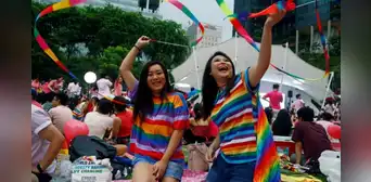 Singapur despenaliza la homosexualidad, pero no avanzará en derechos para la comunidad LGTBIQ+