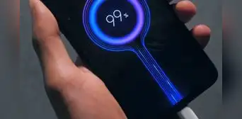 ¿Cómo cargar correctamente tu teléfono para evitar que la batería dure cada vez menos?