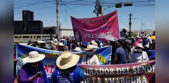 Arequipa: pobladores de Paucarpata exigen planta de tratamiento para tener agua potable Arequipa: pobladores de Paucarpata exigen planta de tratamiento para tener agua potable