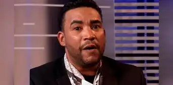 Don Omar recuerda su oscuro pasado antes de ser ícono del reguetón: “Yo vivía de vender drogas” Don Omar recuerda su oscuro pasado antes de ser ícono del reguetón: “Yo vivía de vender drogas”