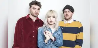 Paramore lanza advertencia tras agresión de fan a asistentes: “Si no puedes respetar, no vengas” Paramore lanza advertencia tras agresión de fan a asistentes: “Si no puedes respetar, no vengas”
