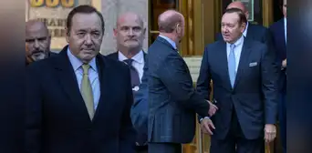 Kevin Spacey: jurado de Nueva York declara “no culpable” al actor en demanda por abuso sexual Kevin Spacey: jurado de Nueva York declara “no culpable” al actor en demanda por abuso sexual