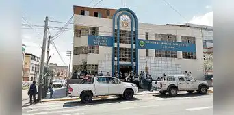 Detonan dinamita en la casa de la dueña de la picantería La Benita en Arequipa