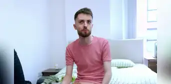 El hombre con pene de 24 cm que fue rechazado de un trabajo porque pensaron que tenía una erección El hombre con pene de 24 cm que fue rechazado de un trabajo porque pensaron que tenía una erección