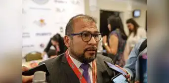 Incluyen a exalcalde de Arequipa Omar Candia en lista de los más buscados
