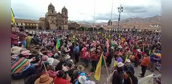 Más de 3.000 personas se movilizarán de Cusco a Lima para la tercera Toma de Lima Más de 3.000 personas se movilizarán de Cusco a Lima para la tercera Toma de Lima
