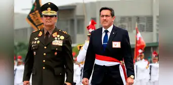 Ministro de Defensa no renunciará tras interpelación: "No somos enemigos del Congreso" Ministro de Defensa no renunciará tras interpelación: "No somos enemigos del Congreso"
