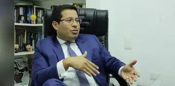 Benji Espinoza: es “inverosímil” que Pedro Castillo diese el golpe de Estado bajo amenaza de muerte Benji Espinoza: es “inverosímil” que Pedro Castillo diese el golpe de Estado bajo amenaza de muerte