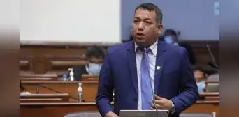 ¿Quién es Darwin Espinoza y cómo provocó la renuncia de María del Carmen Alva y sus colegas de Acción Popular?