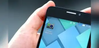 WhatsApp: ¿cómo activar la ‘cámara secreta’ que tienen los Android, pero no los iPhone? WhatsApp: ¿cómo activar la ‘cámara secreta’ que tienen los Android, pero no los iPhone?