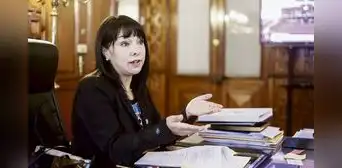 Mirtha Vásquez: “Dina Boluarte deberá ser llevada a instancias supranacionales, ya no podrá escapar” Mirtha Vásquez: “Dina Boluarte deberá ser llevada a instancias supranacionales, ya no podrá escapar”