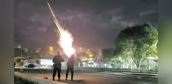 "Ya me están echando gasolina", dijo entre lágrimas policía rehén "Ya me están echando gasolina", dijo entre lágrimas policía rehén