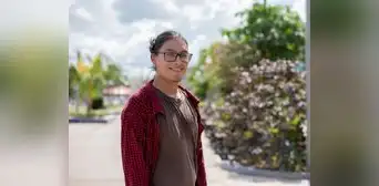 Loreto: joven de 20 años domina 6 idiomas y enseñará a personas con discapacidad visual