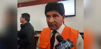 Gobernador de Arequipa se reunirá con el Congreso para plantear adelanto de elecciones Gobernador de Arequipa se reunirá con el Congreso para plantear adelanto de elecciones
