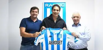 Paolo Guerrero es nuevo jugador de Racing Club de Argentina y jugará la Copa Libertadores Paolo Guerrero es nuevo jugador de Racing Club de Argentina y jugará la Copa Libertadores