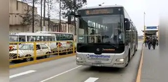 ¿Qué sucede si invado el carril exclusivo del Metropolitano y cuáles son las excepciones? ¿Qué sucede si invado el carril exclusivo del Metropolitano y cuáles son las excepciones?