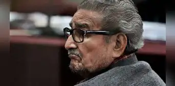 Dictan 8 años de prisión a hombre por enaltecer y exaltar a Abimael Guzmán en sus redes sociales Dictan 8 años de prisión a hombre por enaltecer y exaltar a Abimael Guzmán en sus redes sociales