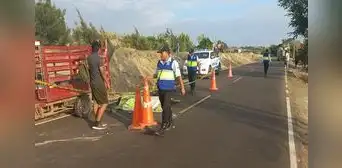 Llantas se desprenden de camión y matan a un agricultor en Áncash Llantas se desprenden de camión y matan a un agricultor en Áncash