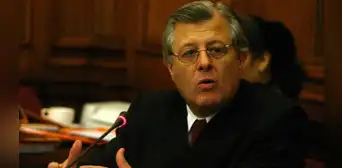 Gobierno de Dina Boluarte cesa al embajador en España y exministro de Pedro Castillo, Óscar Maúrtua Gobierno de Dina Boluarte cesa al embajador en España y exministro de Pedro Castillo, Óscar Maúrtua