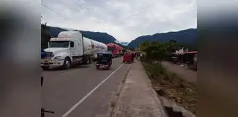 PNP libera 6 puntos de carretera bloqueados por manifestantes en Ucayali