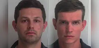 Arrestan a pareja acusada de grabar el abuso sexual contra 2 niños que habían adoptado Arrestan a pareja acusada de grabar el abuso sexual contra 2 niños que habían adoptado