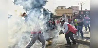 PNP recibe de Ecuador 12.000 granadas lacrimógenas para enfrentar protestas PNP recibe de Ecuador 12.000 granadas lacrimógenas para enfrentar protestas