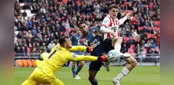 Marcos López vale 2.5 millones de euros y solo ha jugado 3 minutos con el Feyenoord Marcos López vale 2.5 millones de euros y solo ha jugado 3 minutos con el Feyenoord