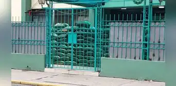 Refuerzan dependencias policiales en Puno ante rumor de posible ataque de infiltrados en manifestaciones Refuerzan dependencias policiales en Puno ante rumor de posible ataque de infiltrados en manifestaciones
