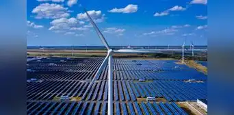 En 2022 inversión en energía renovable por primera vez fue igual a la de los combustibles fósiles En 2022 inversión en energía renovable por primera vez fue igual a la de los combustibles fósiles