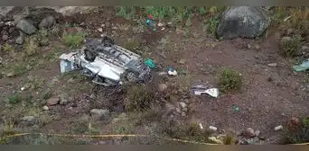 Accidente de tránsito en vía Arequipa-Puno deja 2 personas fallecidas Accidente de tránsito en vía Arequipa-Puno deja 2 personas fallecidas