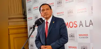 Flavio Cruz: "Si Dina Boluarte renuncia, vamos a ceder a la asamblea constituyente"