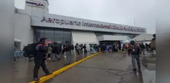 Suspenden vuelos en aeropuerto de Arequipa debido a neblina y lluvias