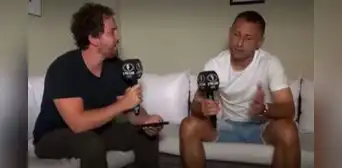 Calcaterra se molesta con periodista y le responde: "Háblame de la 'U', no estoy más en Cristal" Calcaterra se molesta con periodista y le responde: "Háblame de la 'U', no estoy más en Cristal"
